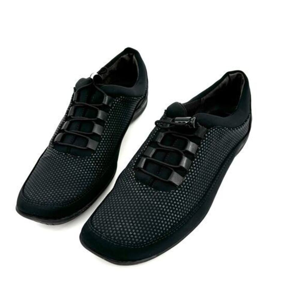 Walking Cradles Sneakers Size 8 Alton Slip On‎ Black